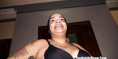 Dainty Pra at interracial action