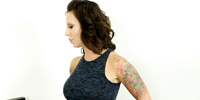 Mom trailer with flawless Natalie Nunez and Dollie Darko from Danny Oceans Adventures