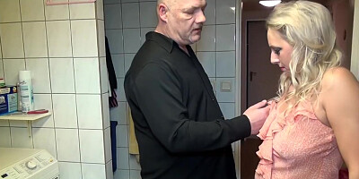 DRY IN THE ASS WITH EGON KOWALSKI AND VERIFIED AMATEURS