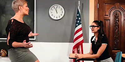 Mesmerizing Eliza Ibarra fucks Ryan Keely in the classroom