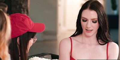 River Lynn's threesome video by Girls Way