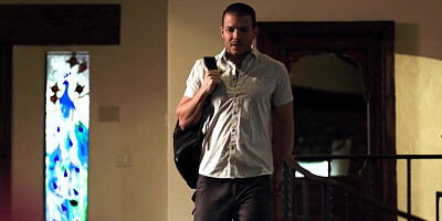 Anna Claire Clouds wants him to become less of a loser