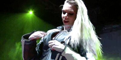 Squeeze's skinny porn