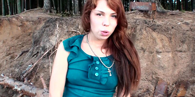 A ginger hottie removes her panties and then she kisses a large dick