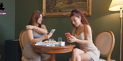 Redhair babes fucks in front of soccer player on videocall - Cuchi laino & Mia Grecox