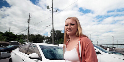 Mckenzie Mae wants to try hard dick while in a car