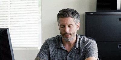 Enticing Mike Mancini and Lana Sharapova at slinky video