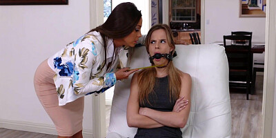 Abigail Mac and Jillian Janson love fingering each other