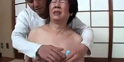 Japanese Amateur MILF Toys with Sex-Toy