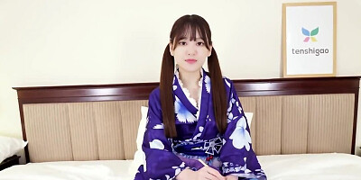 Sensational Asian babe makes her pornographic debut