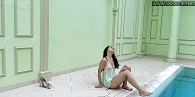 Underwater Show featuring Lizi Vogue's solo female movie