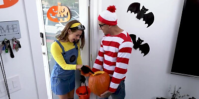 Guy nails the tattooed student in honour of Halloween