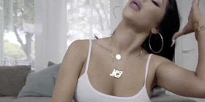 I Need My Step Brother'S Bed ... And Maybe His Cock (MJ Fresh)