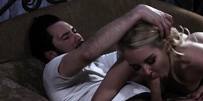 Teen couple demonstrates high level of sexual skills