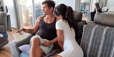 je te suce si tu me laisses sortir avec ton pote