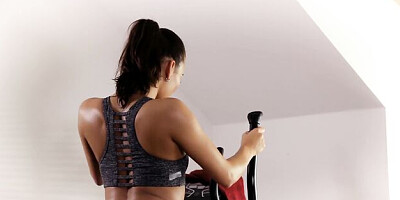 Vanessa Decker's workout trailer by TLE