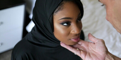 Adorable chick wanted bonking satisfying basic instincts with man