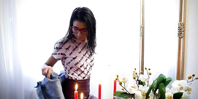 Wench's candle wax video by TLE