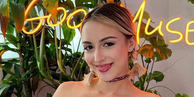 Oiled up beauty Isabelle Sky rocked by a big dong