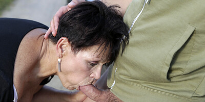 Somebody come get this slutty grandmother!