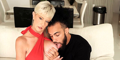 Expert blowjob given by mature 60-year-old Foxxxy Darlin