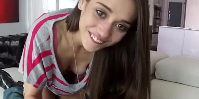 Threesome with girls who cannot wait to fuck in FFM