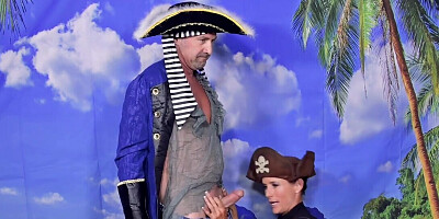 Pirate cosplay fuck with a skinny MILF stunner