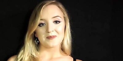 The results are striking: this blonde knows how to suck WELL