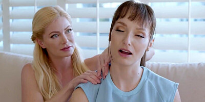 Completely fucking freaky lesbian massage with Lexi Luna