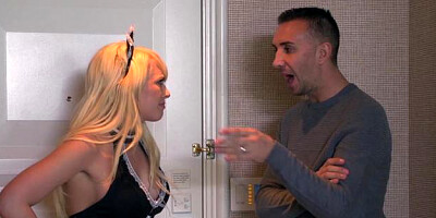Brazzers: Bubble butt Kagney Linn Karter gagging XXX video