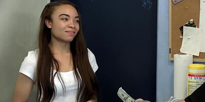 Threesome with this young lady ends up with an explosive bang