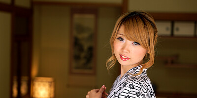 Innocent Japanese geisha waits for her first client