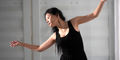 Sex and dance in a pretentious Asian porn vid