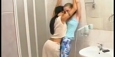 Lesbian Lovers 002
