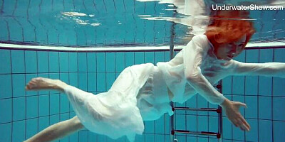 Treasure's shower action by Underwater Show