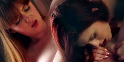 Threesome act with two irresistible babes and one satisfied man