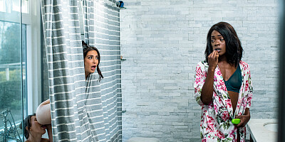 Hot lesbian bitches make out under the warm shower