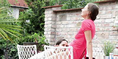 Sneaky Tina Kay and Lilu Moon's russian xxx