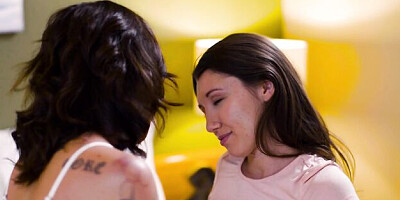 Blooming Charlotte and Maya's hot brunette video