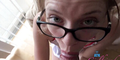 Watch hypnotic Riley Star's dirt