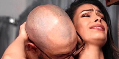 Married Latina becomes angry and has sex with the therapist