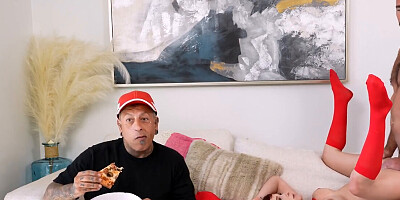 Getting some juicy pussy with my pizza delivery babe