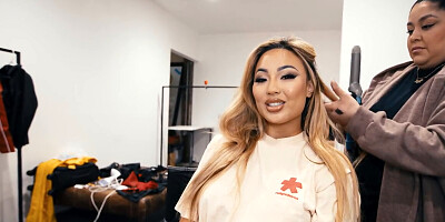 Solo masturbation session of the attractive Kazumi