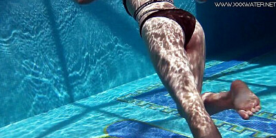Sheril's sexy dirt by Underwater Show