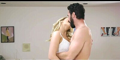 Hubby Cheats with Mia Malkovas Natural Hotness