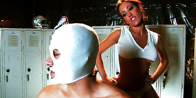 Energetic Capri Cavanni and Xander Corvus's blowjob xxx