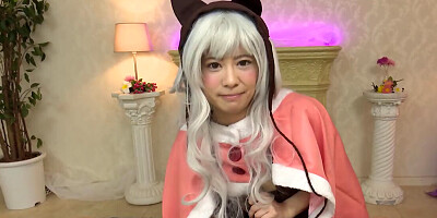 Kurumi Chino looks real cute as she prepares to suck dick