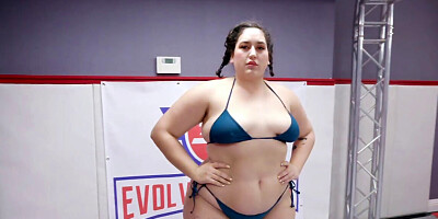 BBW is ready to fuck a wimp after their intense fight