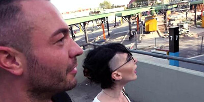 Sucks dick and fucks in the car