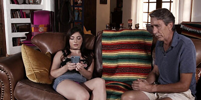 Steve Holmes banging the big booty brunette Keira Croft